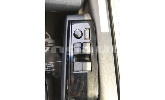 Buy Import Toyota Granvia White Car in Import - Dubai in Enga Buy Import Toyota Granvia White Car in Import - Dubai in Enga