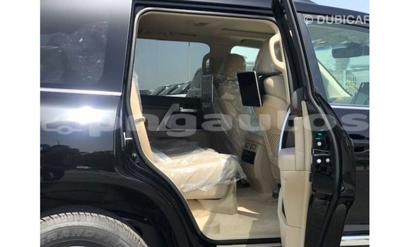 Buy Import Toyota Land Cruiser Black Car in Import - Dubai in Enga Buy Import Toyota Land Cruiser Black Car in Import - Dubai in Enga