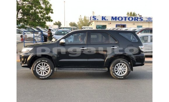 Buy Import Toyota Fortuner Black Car in Import - Dubai in Enga Buy Import Toyota Fortuner Black Car in Import - Dubai in Enga