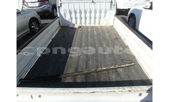 Buy Import Suzuki Carry White Car in Import - Dubai in Enga Buy Import Suzuki Carry White Car in Import - Dubai in Enga