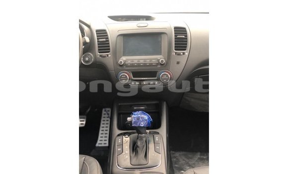 Buy Import Kia Cerato White Car in Import - Dubai in Enga Buy Import Kia Cerato White Car in Import - Dubai in Enga