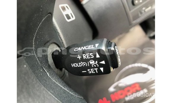 Buy Import Toyota Land Cruiser White Car in Import - Dubai in Enga Buy Import Toyota Land Cruiser White Car in Import - Dubai in Enga