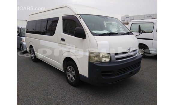 Buy Import Toyota Hiace White Car in Import - Dubai in Enga Buy Import Toyota Hiace White Car in Import - Dubai in Enga