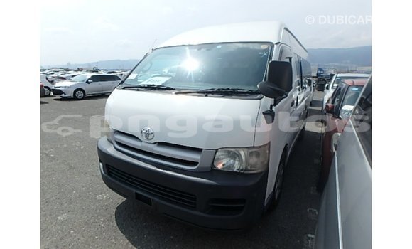 Buy Import Toyota Hiace White Car in Import - Dubai in Enga Buy Import Toyota Hiace White Car in Import - Dubai in Enga