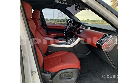 Buy Import Land Rover Range Rover White Car in Import - Dubai in Enga Buy Import Land Rover Range Rover White Car in Import - Dubai in Enga