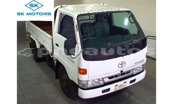 Buy Import Toyota Dyna White Car in Import - Dubai in Enga