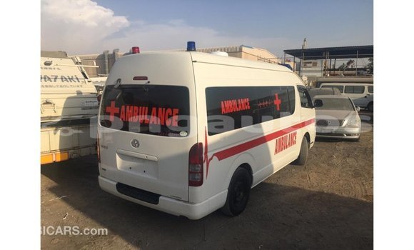 Buy Import Toyota Hiace White Car in Import - Dubai in Enga Buy Import Toyota Hiace White Car in Import - Dubai in Enga
