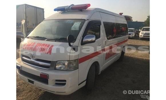 Buy Import Toyota Hiace White Car in Import - Dubai in Enga Buy Import Toyota Hiace White Car in Import - Dubai in Enga