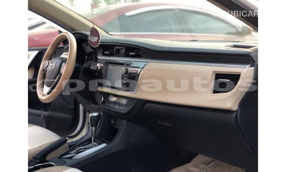 Buy Import Toyota Corolla White Car in Import - Dubai in Enga Buy Import Toyota Corolla White Car in Import - Dubai in Enga
