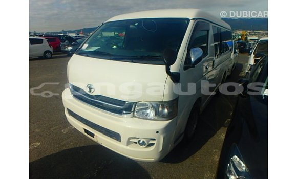 Buy Import Toyota Hiace White Car in Import - Dubai in Enga Buy Import Toyota Hiace White Car in Import - Dubai in Enga