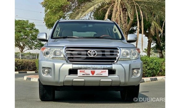 Buy Import Toyota Land Cruiser Other Car in Import - Dubai in Enga Buy Import Toyota Land Cruiser Other Car in Import - Dubai in Enga