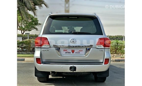 Buy Import Toyota Land Cruiser Other Car in Import - Dubai in Enga Buy Import Toyota Land Cruiser Other Car in Import - Dubai in Enga