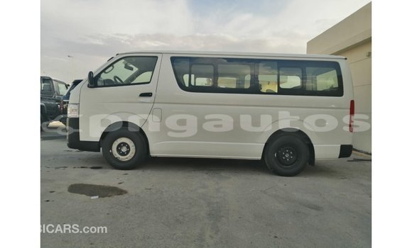 Buy Import Toyota Hiace White Car in Import - Dubai in Enga Buy Import Toyota Hiace White Car in Import - Dubai in Enga