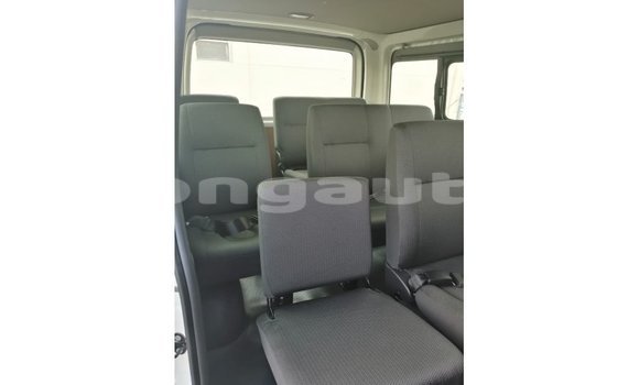 Buy Import Toyota Hiace White Car in Import - Dubai in Enga Buy Import Toyota Hiace White Car in Import - Dubai in Enga