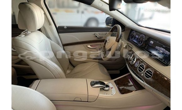 Buy Import Mercedes-Benz 190 Black Car in Import - Dubai in Enga Buy Import Mercedes-Benz 190 Black Car in Import - Dubai in Enga