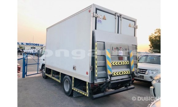 Buy Import Mitsubishi L400 White Truck in Import - Dubai in Enga Buy Import Mitsubishi L400 White Truck in Import - Dubai in Enga