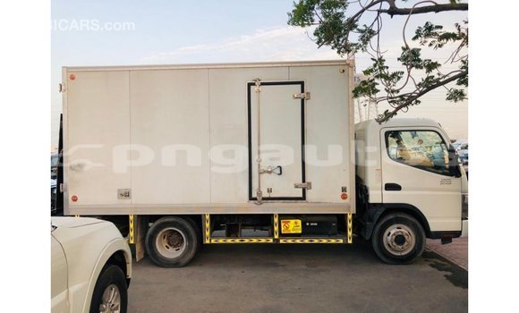 Buy Import Mitsubishi L400 White Truck in Import - Dubai in Enga Buy Import Mitsubishi L400 White Truck in Import - Dubai in Enga