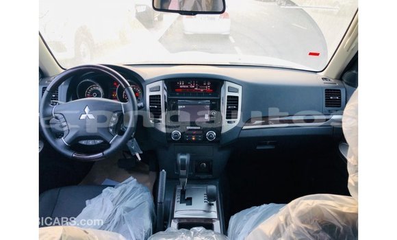 Buy Import Mitsubishi Pajero Black Car in Import - Dubai in Enga Buy Import Mitsubishi Pajero Black Car in Import - Dubai in Enga