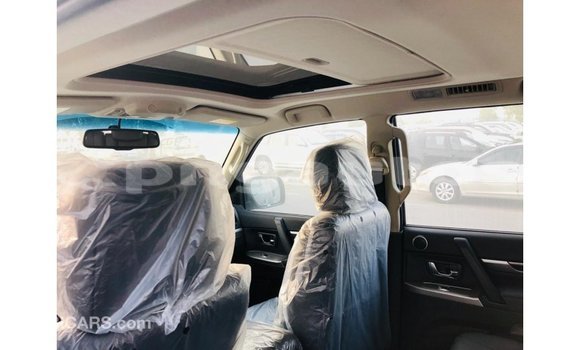 Buy Import Mitsubishi Pajero Black Car in Import - Dubai in Enga Buy Import Mitsubishi Pajero Black Car in Import - Dubai in Enga