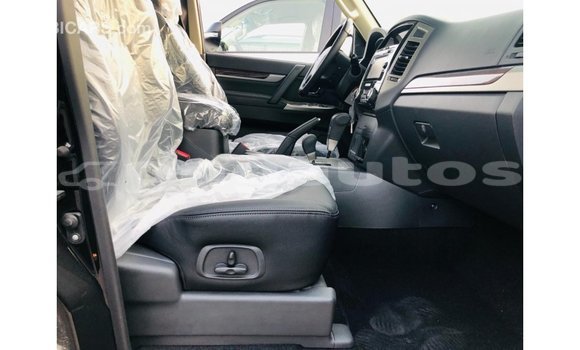 Buy Import Mitsubishi Pajero Black Car in Import - Dubai in Enga Buy Import Mitsubishi Pajero Black Car in Import - Dubai in Enga