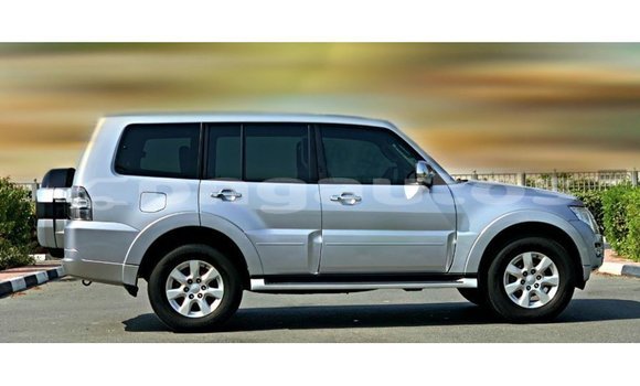 Buy Import Mitsubishi Pajero Other Car in Import - Dubai in Enga Buy Import Mitsubishi Pajero Other Car in Import - Dubai in Enga