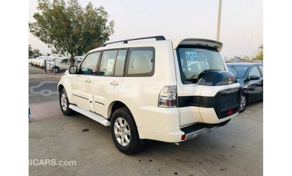 Buy Import Mitsubishi Pajero White Car in Import - Dubai in Enga Buy Import Mitsubishi Pajero White Car in Import - Dubai in Enga