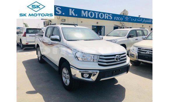 Buy Import Toyota Hilux White Car in Import - Dubai in Enga