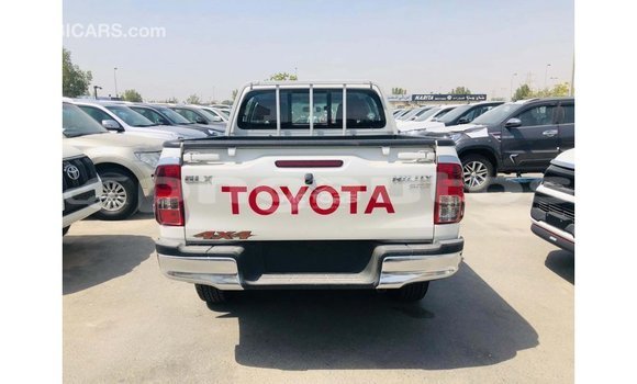 Buy Import Toyota Hilux White Car in Import - Dubai in Enga Buy Import Toyota Hilux White Car in Import - Dubai in Enga