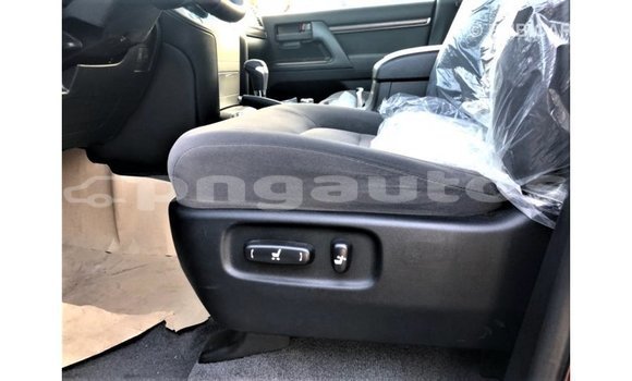 Buy Import Toyota Land Cruiser Other Car in Import - Dubai in Enga Buy Import Toyota Land Cruiser Other Car in Import - Dubai in Enga