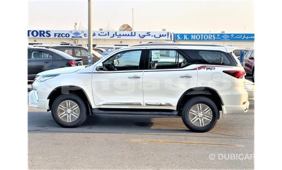 Buy Import Toyota Fortuner White Car in Import - Dubai in Enga Buy Import Toyota Fortuner White Car in Import - Dubai in Enga