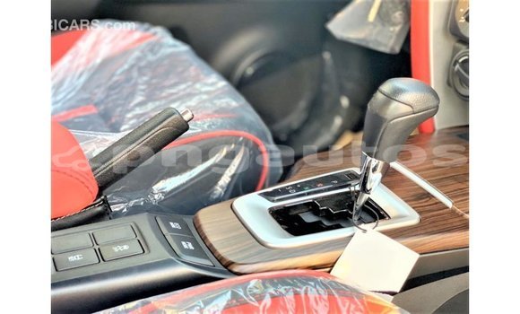 Buy Import Toyota Fortuner White Car in Import - Dubai in Enga Buy Import Toyota Fortuner White Car in Import - Dubai in Enga