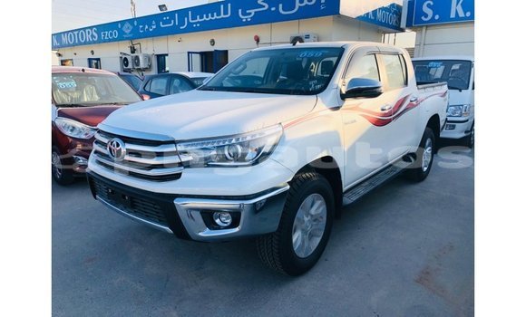 Buy Import Toyota Hilux White Car in Import - Dubai in Enga Buy Import Toyota Hilux White Car in Import - Dubai in Enga