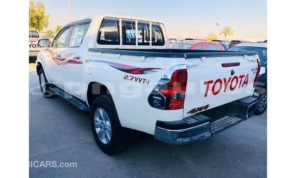 Buy Import Toyota Hilux White Car in Import - Dubai in Enga Buy Import Toyota Hilux White Car in Import - Dubai in Enga