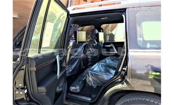 Buy Import Toyota Land Cruiser Black Car in Import - Dubai in Enga Buy Import Toyota Land Cruiser Black Car in Import - Dubai in Enga