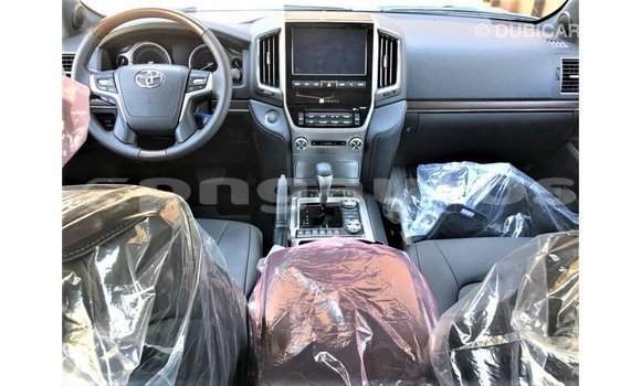 Buy Import Toyota Land Cruiser Black Car in Import - Dubai in Enga Buy Import Toyota Land Cruiser Black Car in Import - Dubai in Enga