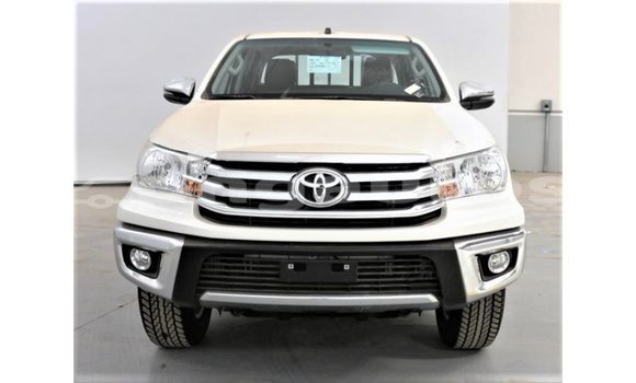 Buy Import Toyota Hilux White Car in Import - Dubai in Enga Buy Import Toyota Hilux White Car in Import - Dubai in Enga