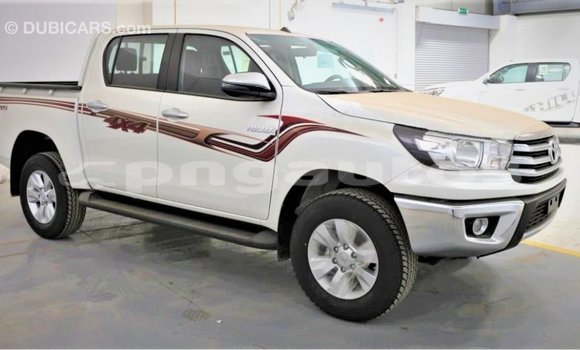 Buy Import Toyota Hilux White Car in Import - Dubai in Enga Buy Import Toyota Hilux White Car in Import - Dubai in Enga