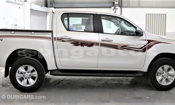 Buy Import Toyota Hilux White Car in Import - Dubai in Enga Buy Import Toyota Hilux White Car in Import - Dubai in Enga