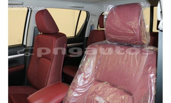 Buy Import Toyota Hilux White Car in Import - Dubai in Enga Buy Import Toyota Hilux White Car in Import - Dubai in Enga