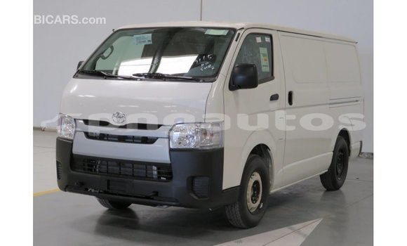 Acheter Import Voiture Toyota Hiace Blanc à Import - Dubai, Enga Acheter Import Voiture Toyota Hiace Blanc à Import - Dubai, Enga
