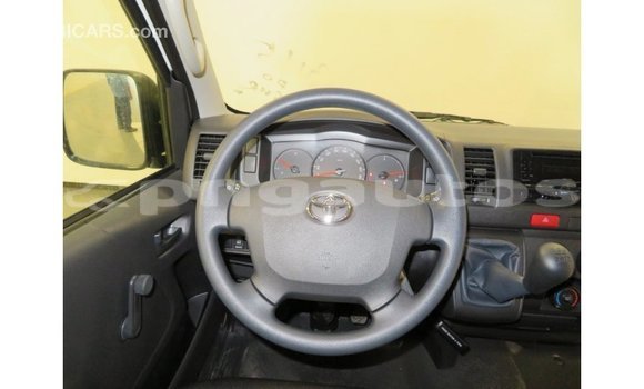 Acheter Import Voiture Toyota Hiace Blanc à Import - Dubai, Enga Acheter Import Voiture Toyota Hiace Blanc à Import - Dubai, Enga