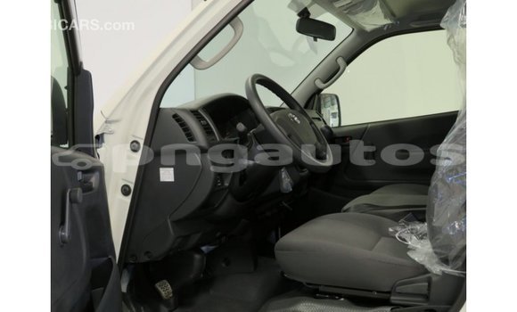 Acheter Import Voiture Toyota Hiace Blanc à Import - Dubai, Enga Acheter Import Voiture Toyota Hiace Blanc à Import - Dubai, Enga