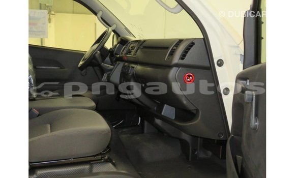 Acheter Import Voiture Toyota Hiace Blanc à Import - Dubai, Enga Acheter Import Voiture Toyota Hiace Blanc à Import - Dubai, Enga