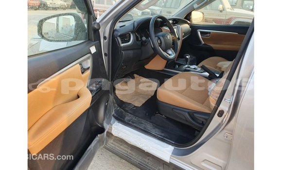 Buy Import Toyota Fortuner Other Car in Import - Dubai in Enga Buy Import Toyota Fortuner Other Car in Import - Dubai in Enga