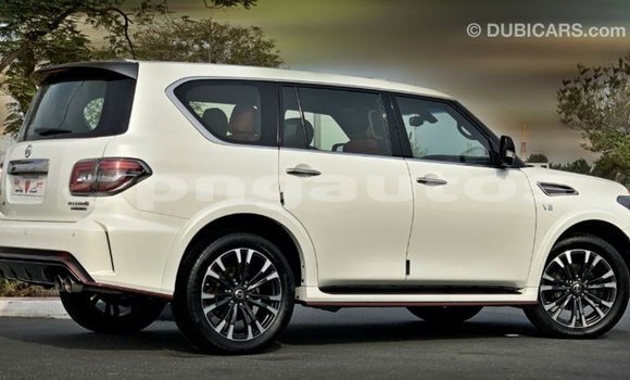 Buy Import Nissan Patrol White Car in Import - Dubai in Enga Buy Import Nissan Patrol White Car in Import - Dubai in Enga