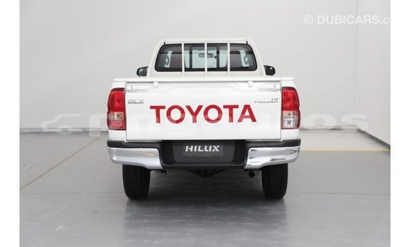 Buy Import Toyota Hilux White Car in Import - Dubai in Enga Buy Import Toyota Hilux White Car in Import - Dubai in Enga