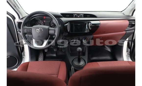 Buy Import Toyota Hilux White Car in Import - Dubai in Enga Buy Import Toyota Hilux White Car in Import - Dubai in Enga