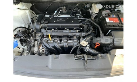 Buy Import Hyundai Accent White Car in Import - Dubai in Enga Buy Import Hyundai Accent White Car in Import - Dubai in Enga