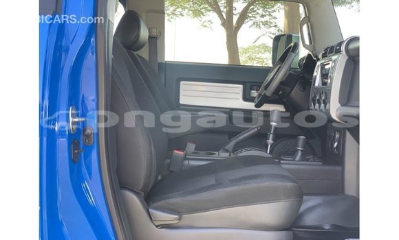 Buy Import Toyota FJ Cruiser Blue Car in Import - Dubai in Enga Buy Import Toyota FJ Cruiser Blue Car in Import - Dubai in Enga