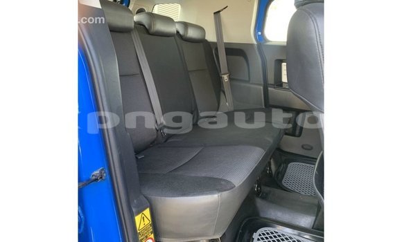 Buy Import Toyota FJ Cruiser Blue Car in Import - Dubai in Enga Buy Import Toyota FJ Cruiser Blue Car in Import - Dubai in Enga